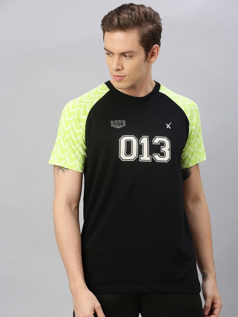 

HRX by Hrithik Roshan Men Black Printed Bio-Wash Lifestyle Round Neck T-shirt