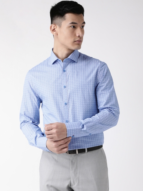 

Marks & Spencer Men Blue & White Slim Fit Printed Formal Shirt