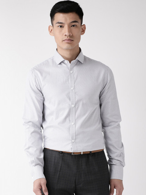 

Marks & Spencer Men Grey & White Slim Fit Checked Formal Shirt