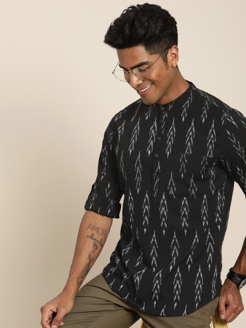 

Taavi Men Black & White Ikat Woven Design Straight Kurta with Roll-Up Sleeves