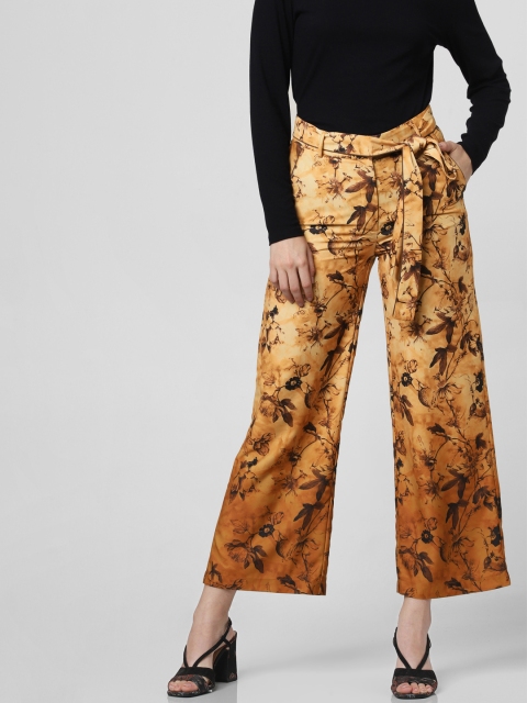 

Vero Moda Women Mustard Yellow & Black Regular Fit Printed Culottes