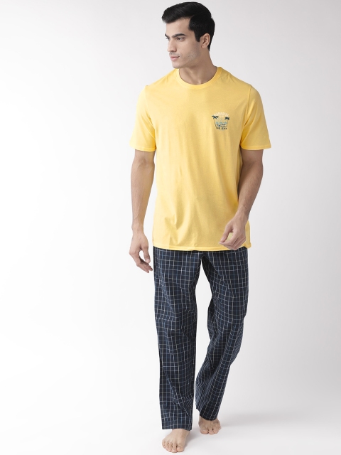 

Marks & Spencer Men Yellow & Navy Blue Checked Night Suit