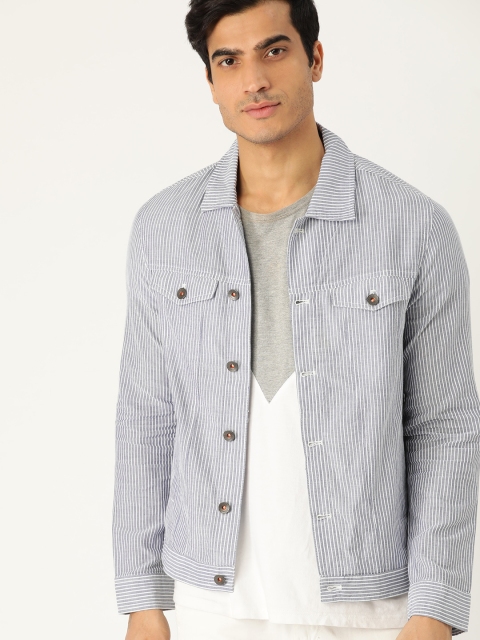 

United Colors of Benetton Men Blue & White Regular Fit Striped Casual Shirt