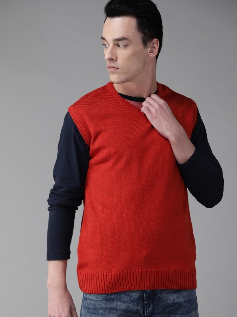

Roadster Men Red Solid Sweater Vest