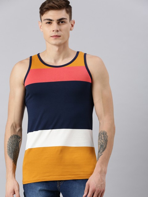 

Mast & Harbour Men Navy Blue & Mustard Yellow Colourblocked Round Neck T-shirt