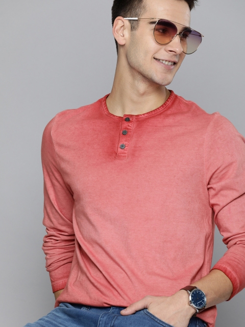

Mast & Harbour Men Pink Dyed Henley Neck T-shirt