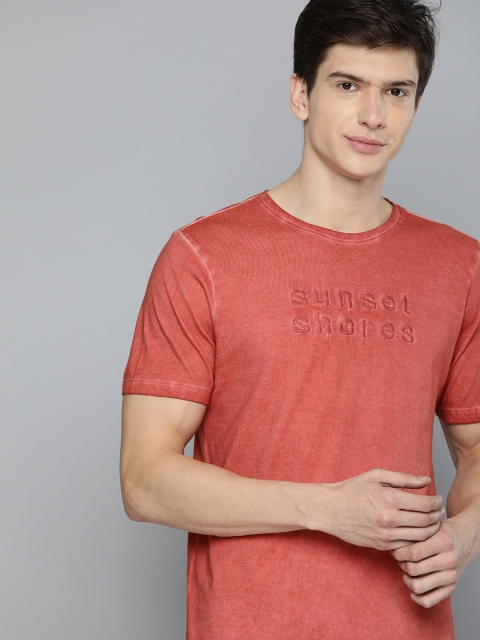 

Mast & Harbour Men Coral Pink Faded Round Neck T-shirt
