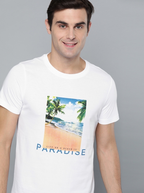 

Mast & Harbour Men White & Blue Printed Round Neck T-shirt