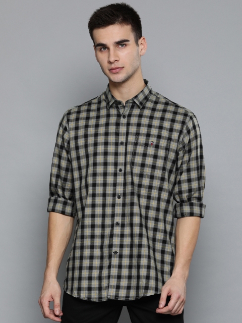 

Louis Philippe Sport Men Grey & Black Slim Fit Checked Casual Shirt