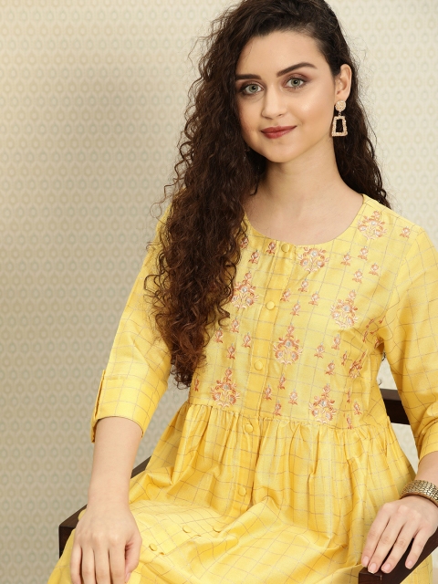 

House of Pataudi Women Yellow & Peach-Coloured Embroidered Fit and Flare Dress
