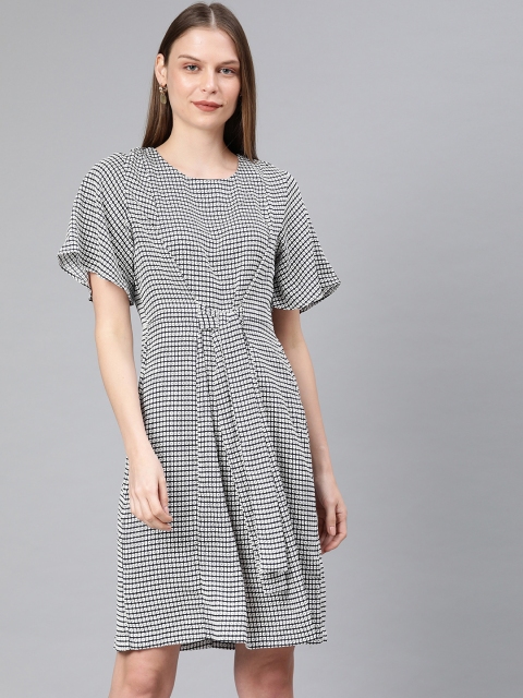 

Van Heusen Woman Black & White Printed Fit And Flare Dress
