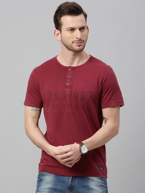 

Louis Philippe Jeans Men Maroon Solid Slim Fit Henley Neck T-shirt