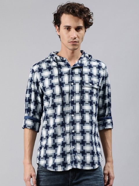 

Louis Philippe Jeans Men White & Blue Slim Fit Checked Casual Shirt