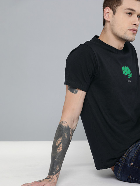 

Kook N Keech Marvel Men Black Solid Round Neck Pure Cotton T-shirt