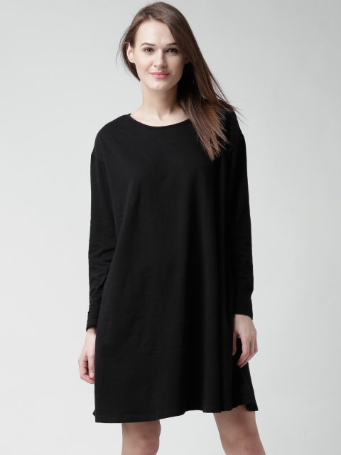 

FOREVER 21 Black Shift Dress