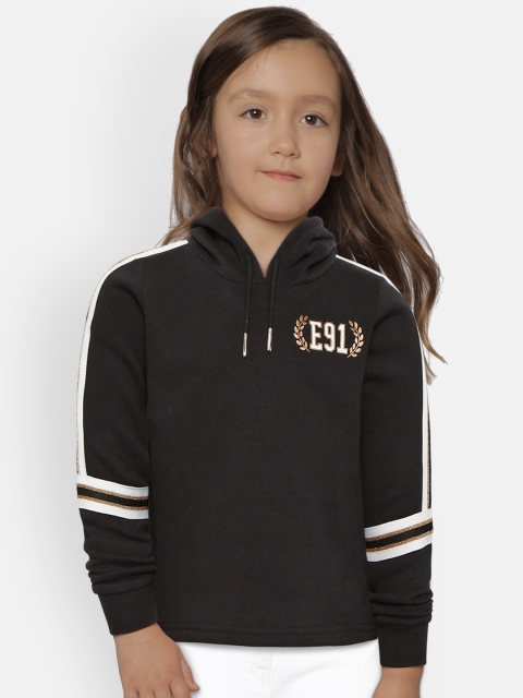 

Fox Girls Black Solid Hooded Sweatshirt