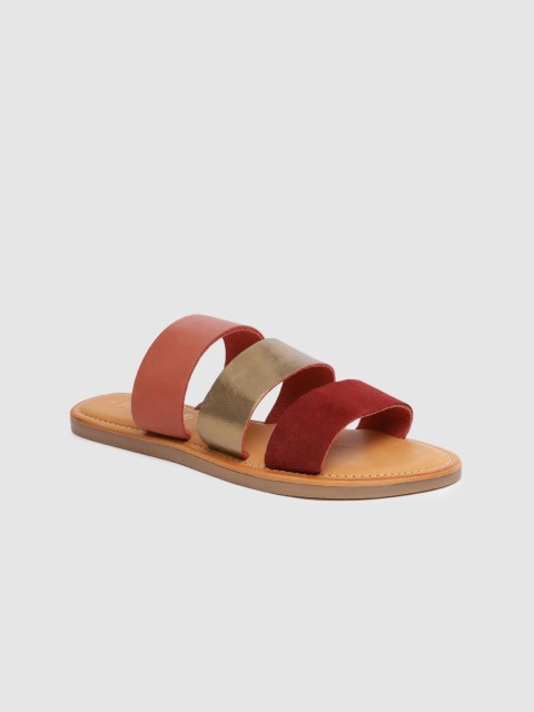 

Ruosh Women Red & Bronze-Toned Colourblocked Leather Open Toe Flats