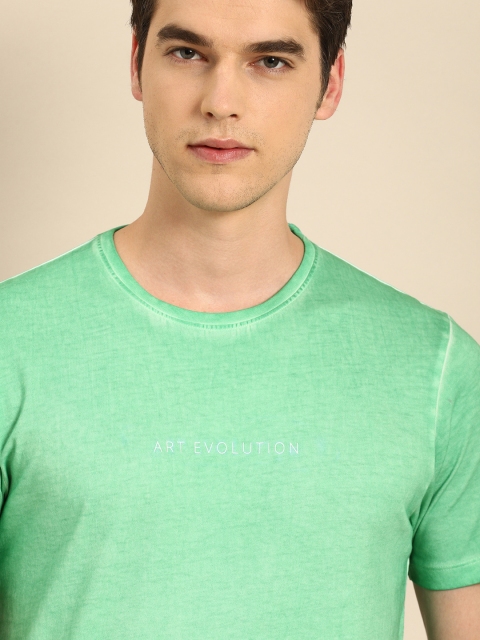 

ether Men Green Dyed Round Neck T-shirt With Printed Detail