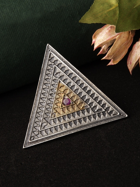 

Rubans Women Silver-Plated & Gold-Toned Oxidised Triangle-Shaped Adjustable Ring