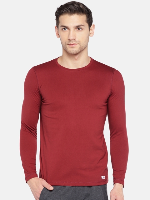 

Sweet Dreams Men Red Solid Round Neck T-shirt
