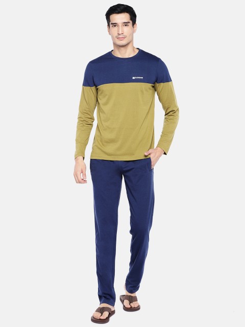 

Sweet Dreams Men Navy Blue & Olive Green Colourblocked Night Suit