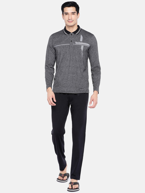 

Sweet Dreams Men Black & Grey Melange Solid Night Suit