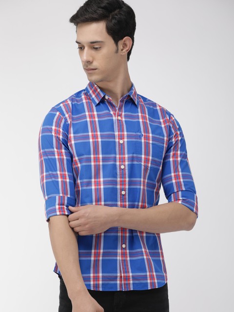 

Denizen From Levis Men Blue & Red Regular Fit Checked Casual Shirt