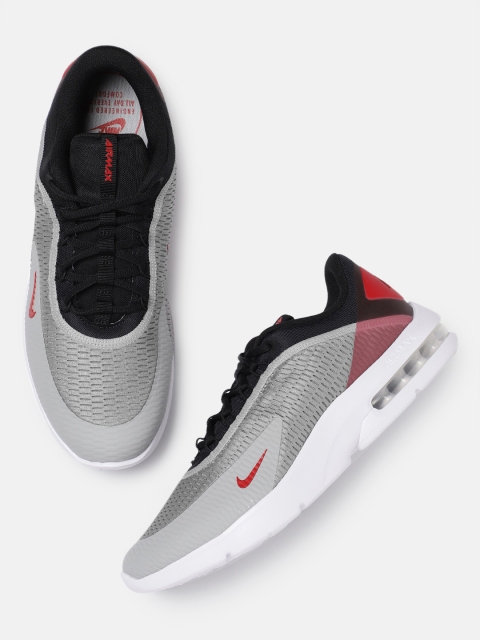 

Nike Men Grey & Black AIR MAX ADVANTAGE 3 Sneakers