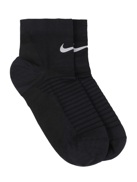 

Nike Unisex Black Spark Lightweight Ankle-Length Socks