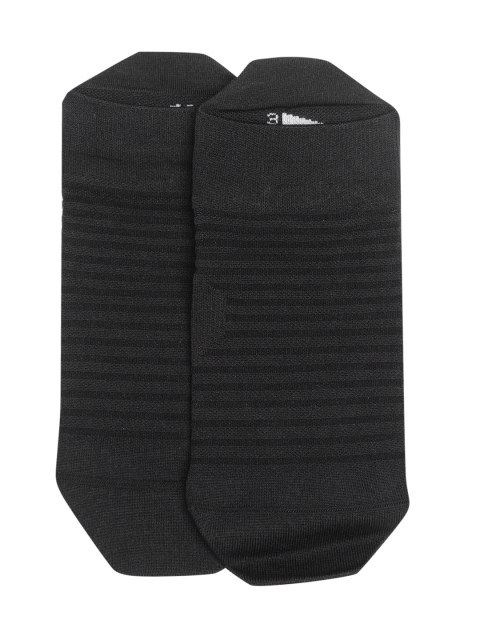 

Nike Unisex Black Self Striped Spark Lightweight Ankle-Length Socks