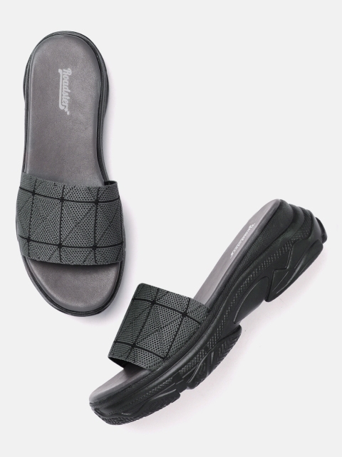 

The Roadster Lifestyle Co Women Black & Grey Woven Design Flatforms
