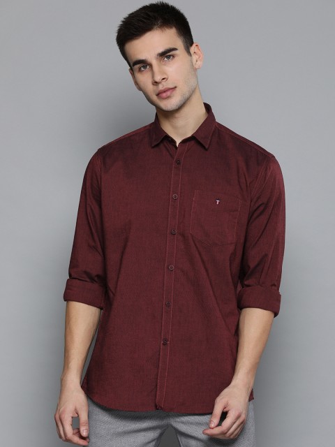 

Louis Philippe Sport Men Maroon Slim Fit Solid Casual Shirt