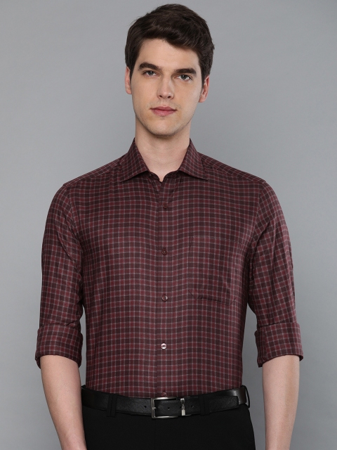 

Louis Philippe Men Maroon & White Classic Fit Checked Formal Shirt