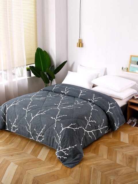 

URBAN DREAM Charcoal & White Floral AC Room 120 GSM Double Bed Comforter
