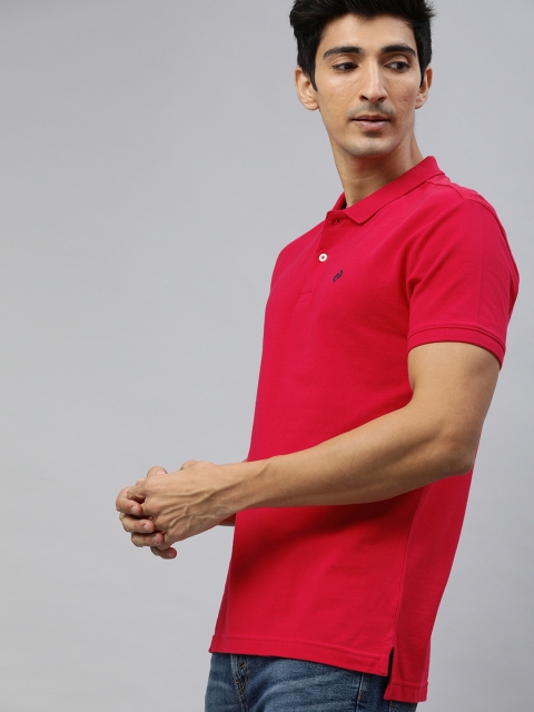 

Denizen From Levis Men Red Solid Polo Collar T-shirt