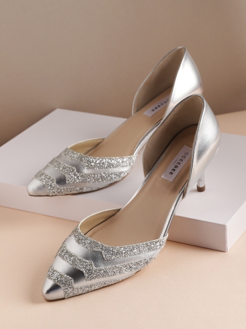 

OCEEDEE Women Silver-Toned Embellished Pumps