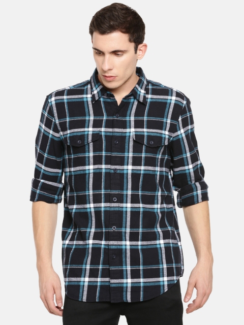 

AMERICAN EAGLE OUTFITTERS Men Black & Blue Classic Fit Checked Casual Shirt