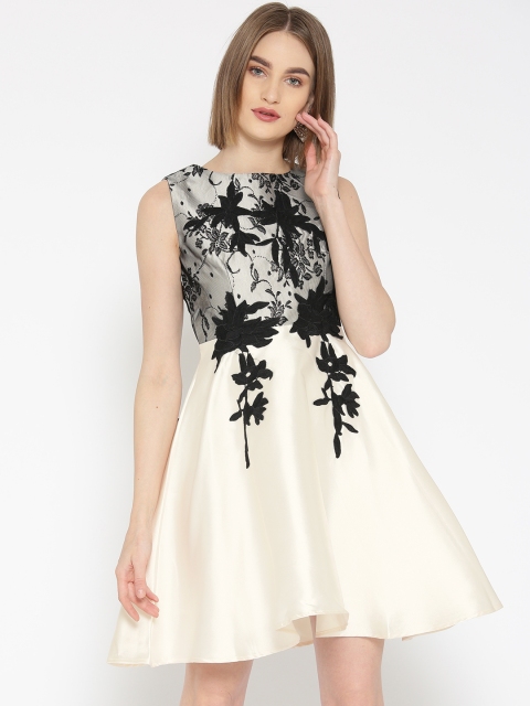 

JC Collection Women Off-White & Black Lace Detail Fit and Flare Dress