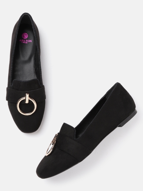 

Carlton London Women Black Solid Slip-On Sneakers