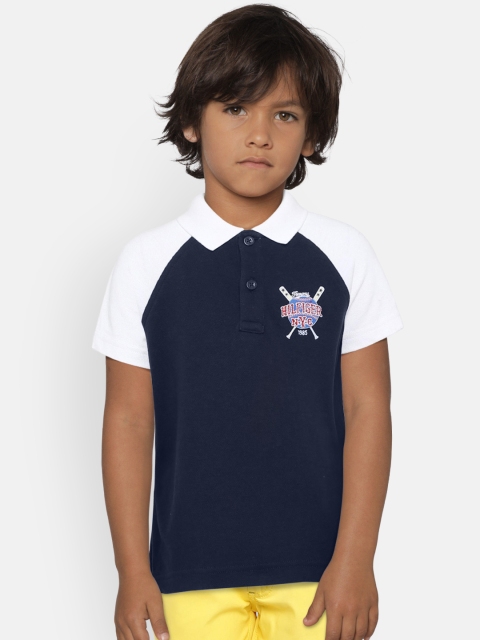 

Tommy Hilfiger Boys Navy Blue Solid Polo Collar T-shirt