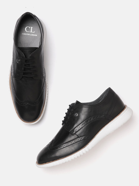 

Carlton London Men Black Brogues