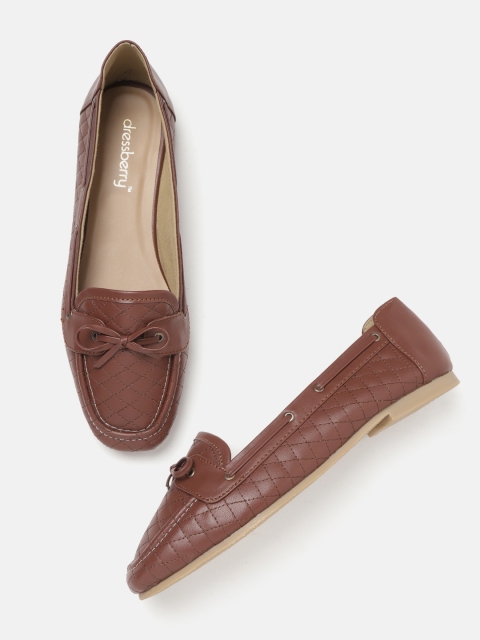 

DressBerry Women Brown Woven Design Boat Shoes