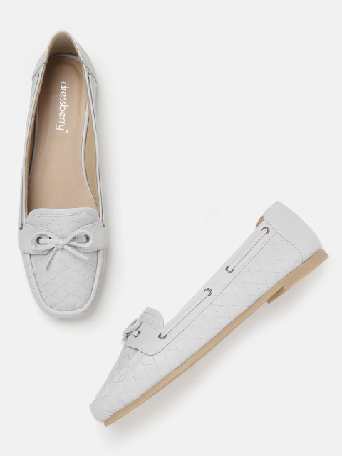 

DressBerry Women Grey Woven Design Boat Shoes