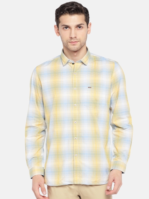 

Turtle Men Yellow & Blue Slim Fit Checked Casual Shirt