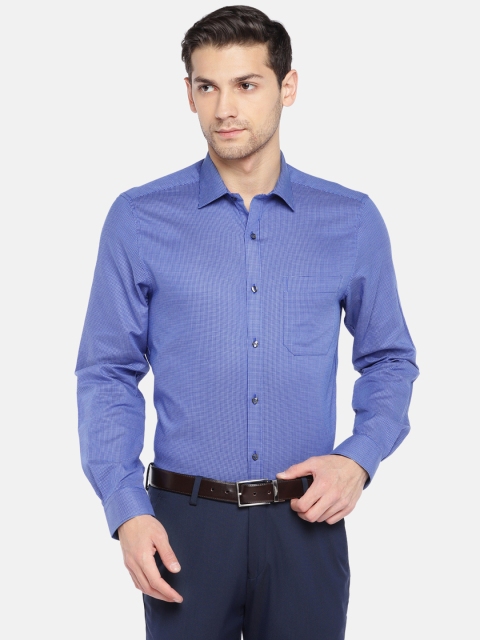 

Turtle Men Blue Relaxed Slim Fit Checked Formal Shirt