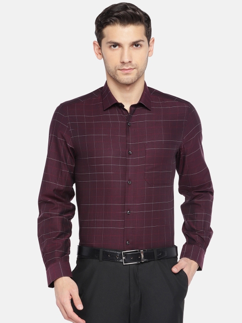 

Turtle Men Brown Relaxed Slim Fit Checked Formal Shirt