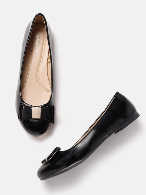 

Allen Solly Women Black Solid Ballerinas