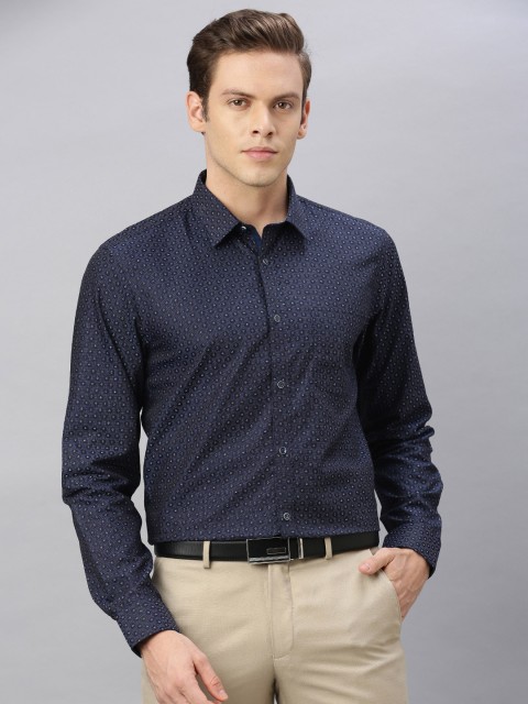 

Blackberrys Men Navy Blue & White Slim Fit Self Design Giza Cotton Formal Shirt