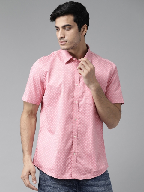 

Blackberrys Men Pink Slim Fit Printed Casual Shirt