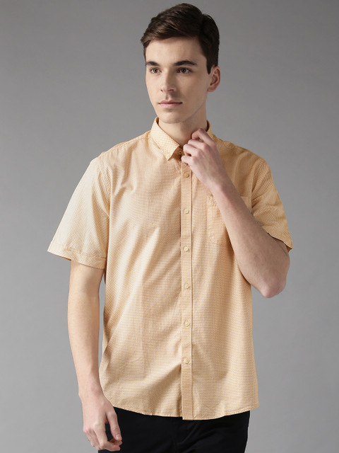 

Blackberrys Men White & Mustard Yellow Slim Fit Self Design Casual Shirt